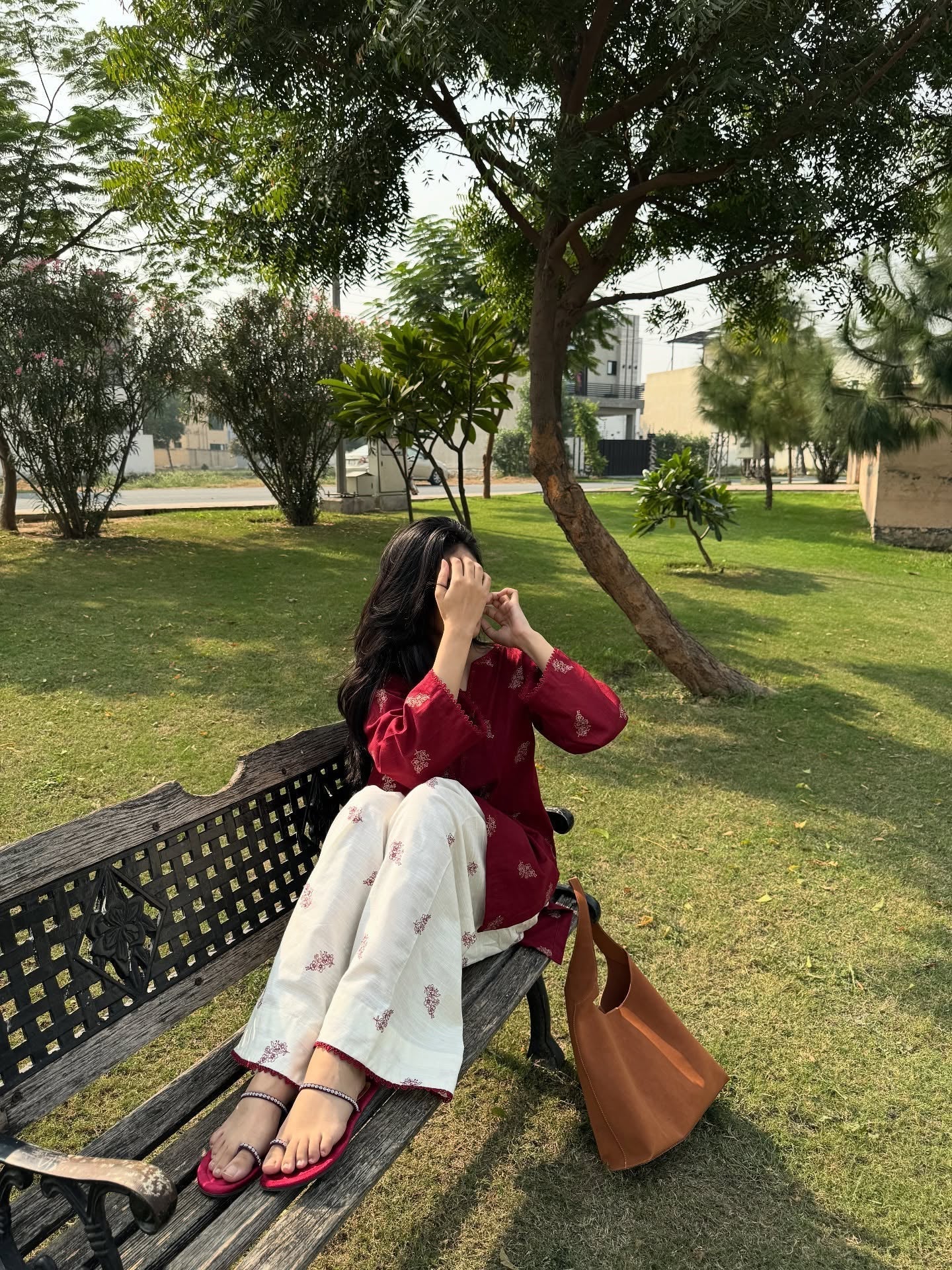 MAHVEEN 2PC.