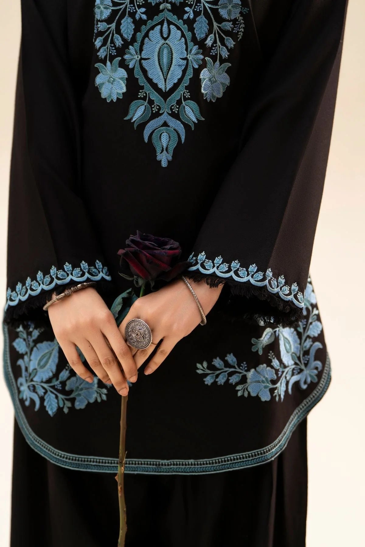 NOOR-E-SHAAM EMBROIDRED 2PC