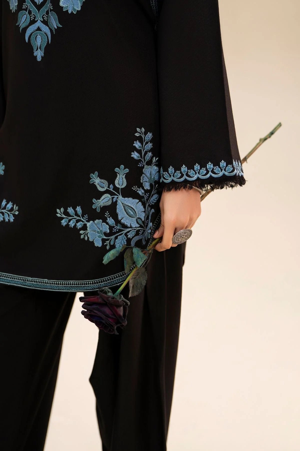 NOOR-E-SHAAM EMBROIDRED 2PC