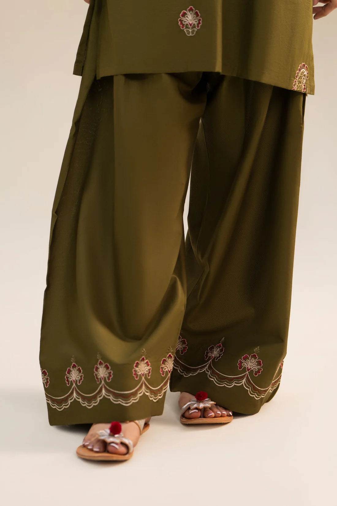 Haniyah 2 PC
