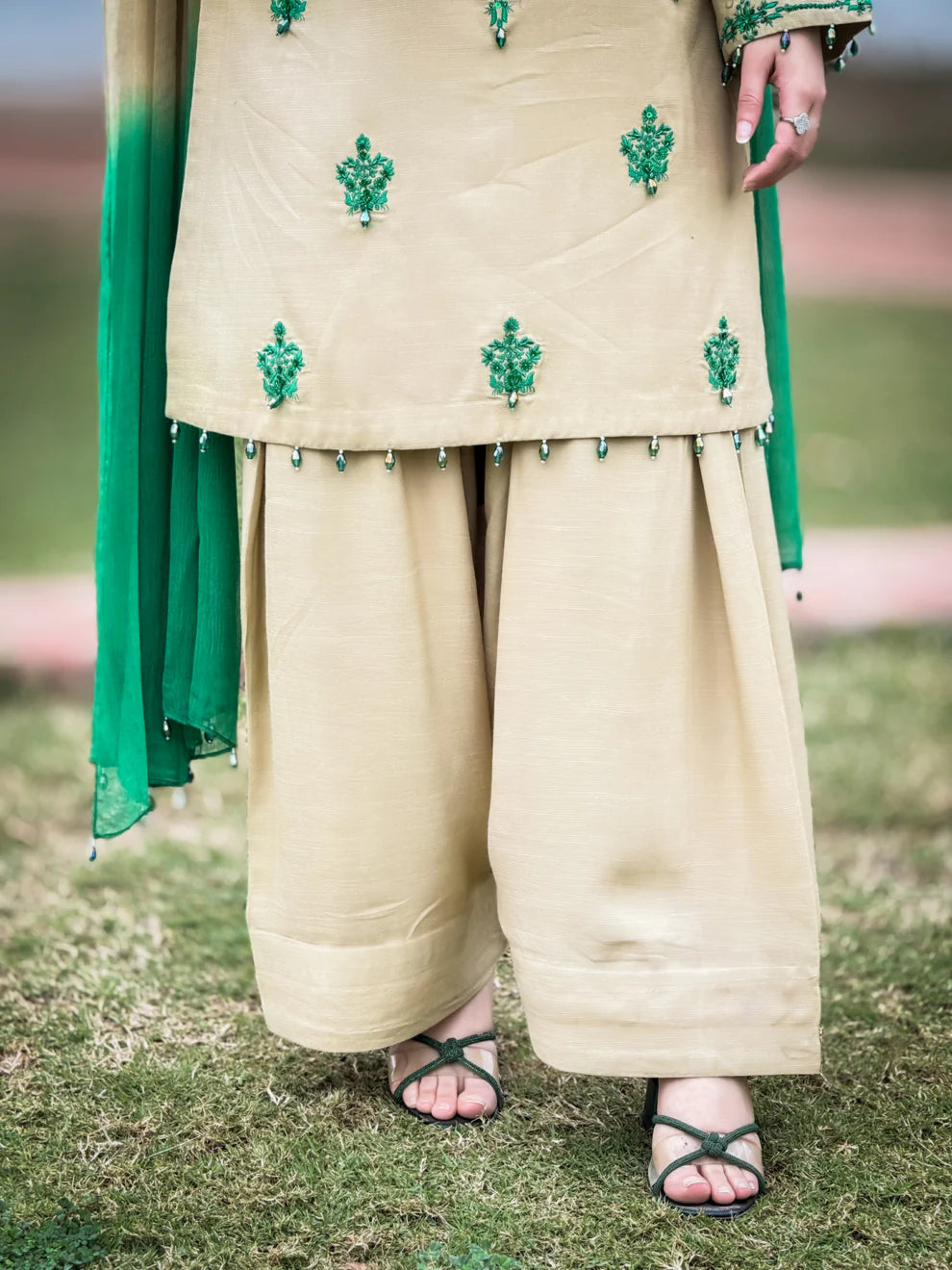 Zeenat 3 pcs