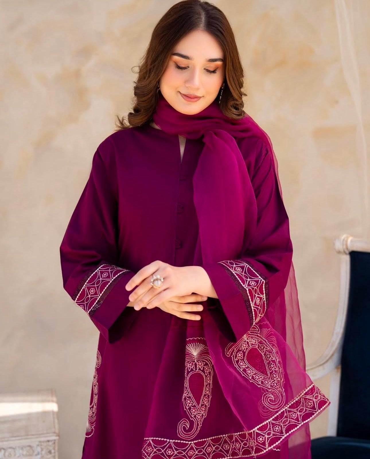 Crimson Grace – Cotton 3PC Suit