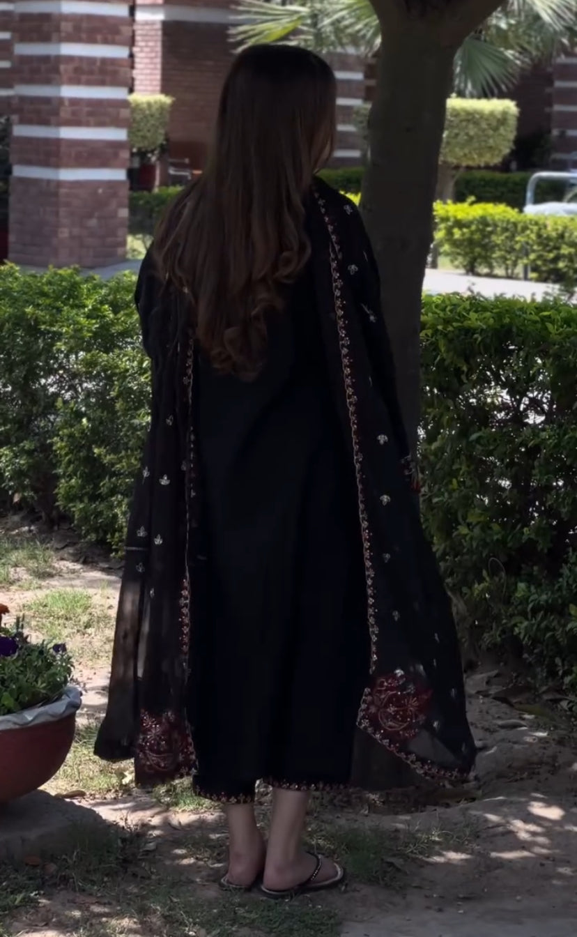 Noor-e-Shaam – Black  cotton&Chiffon 3-PCs