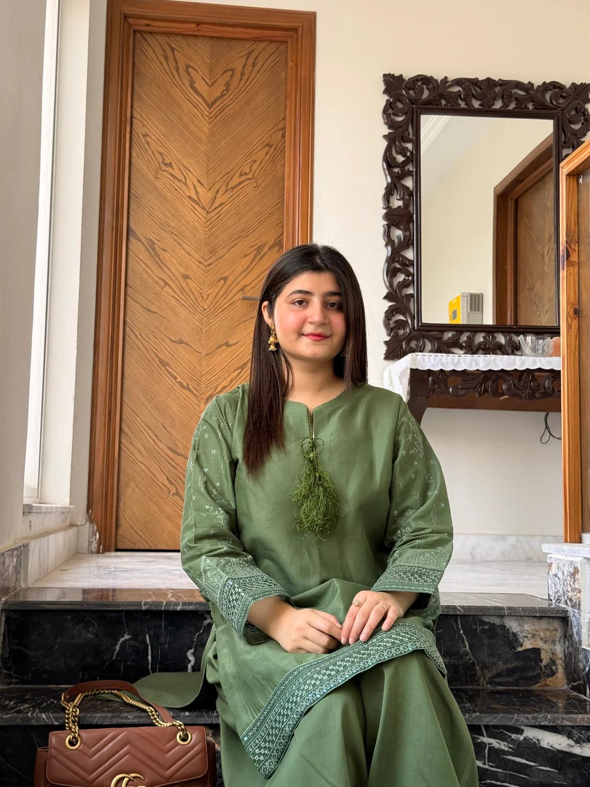 Leaf Glow – 2 Piece Lawn Cotton Suit