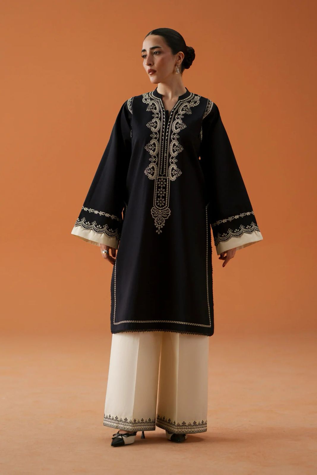 NOOR E BLACK 2PC.
