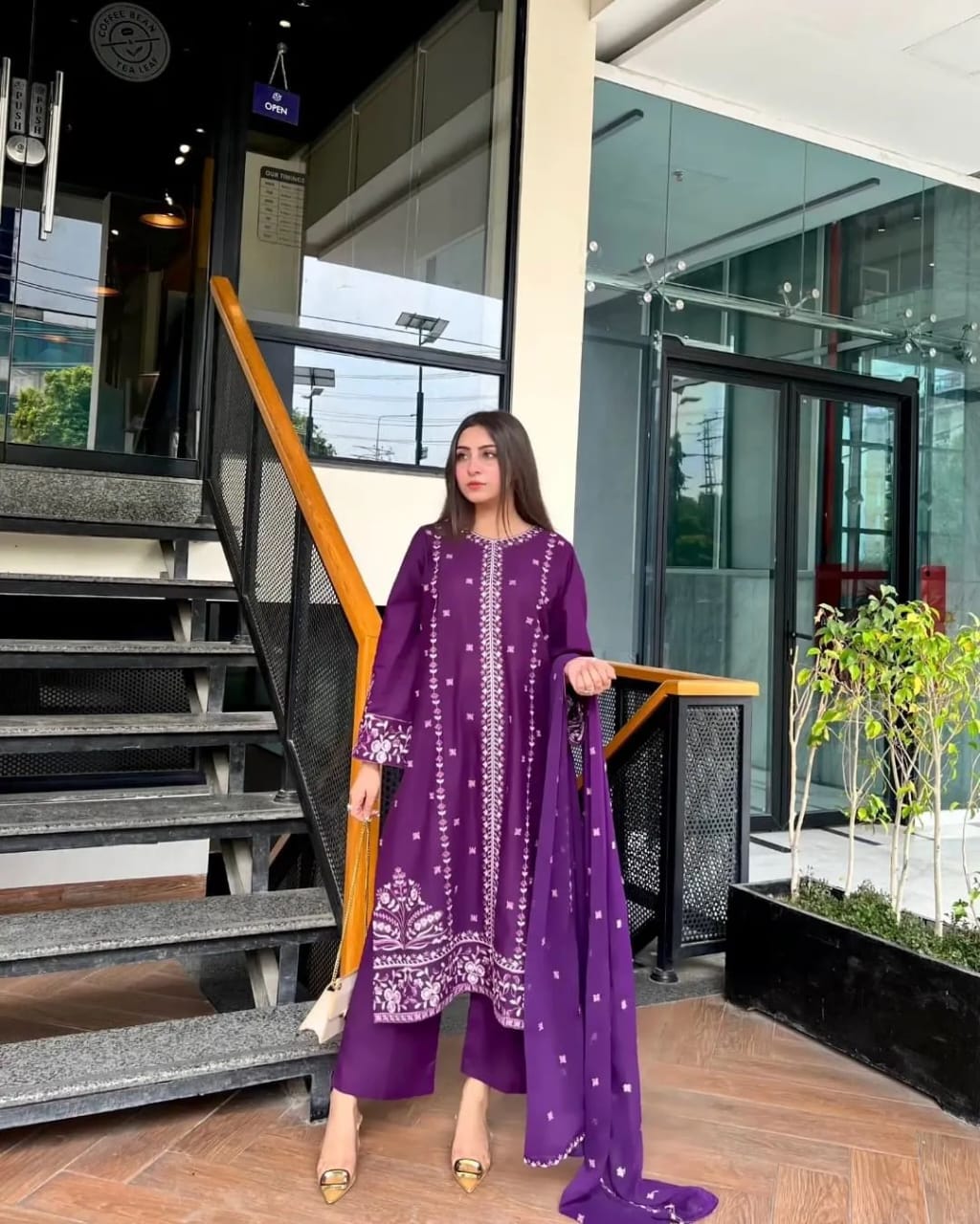 Royal Breeze – 3PCs