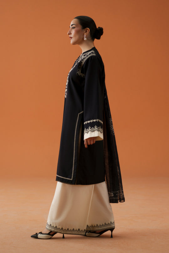 NOOR E BLACK 2PC.